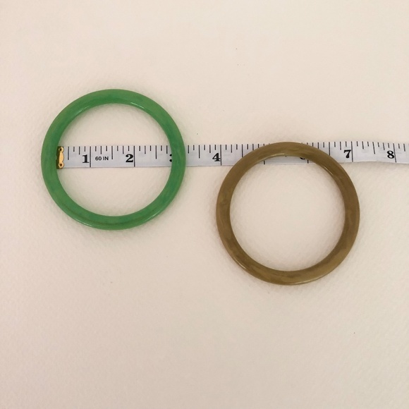 Green and Olive  bracelet. - Picture 2 of 4